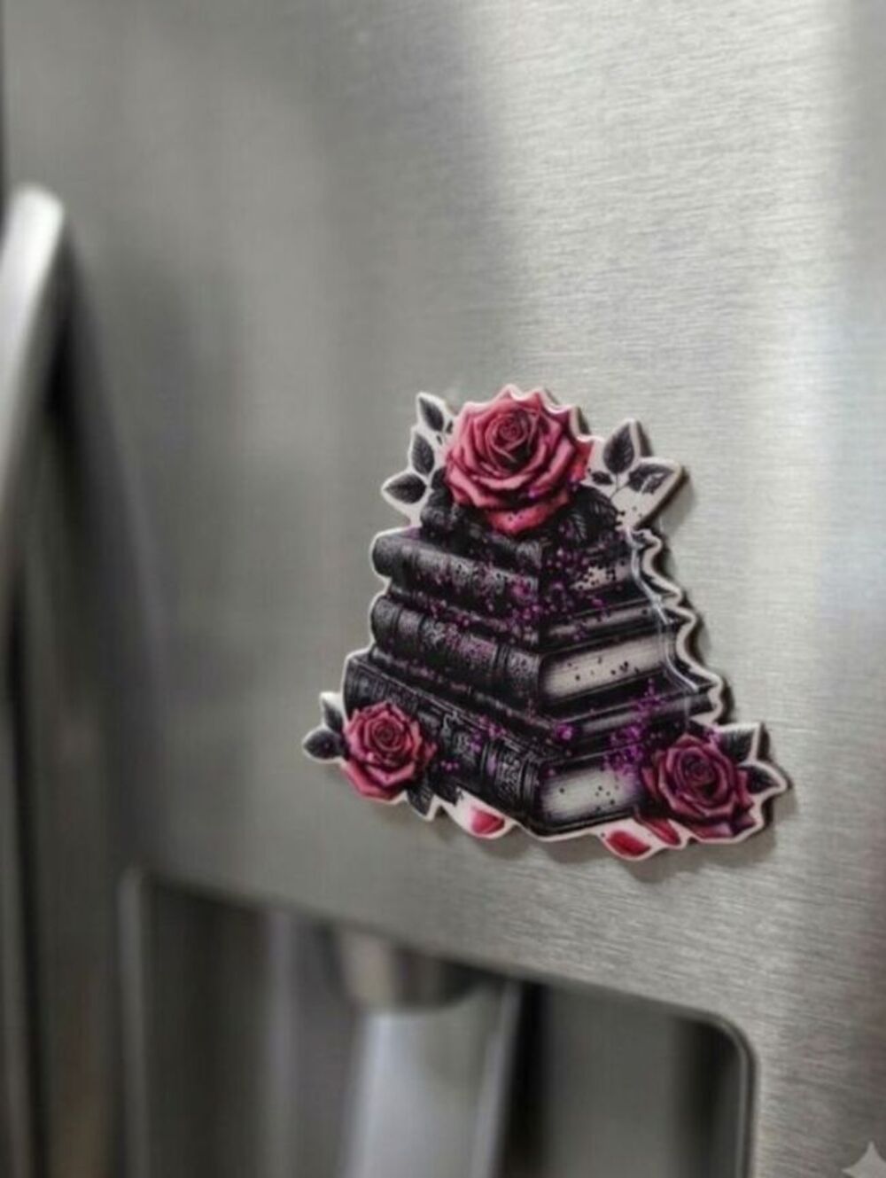 Gothic Book lovers and roses -Wood & Resin Magnet